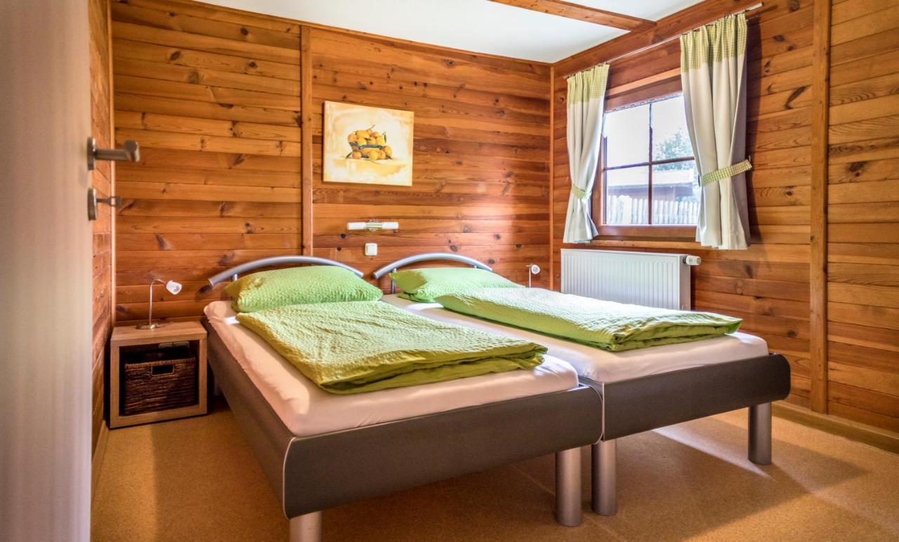 Bartlhof-Ferienwohnungen-Zimmer Бургленгенфелд Екстериор снимка