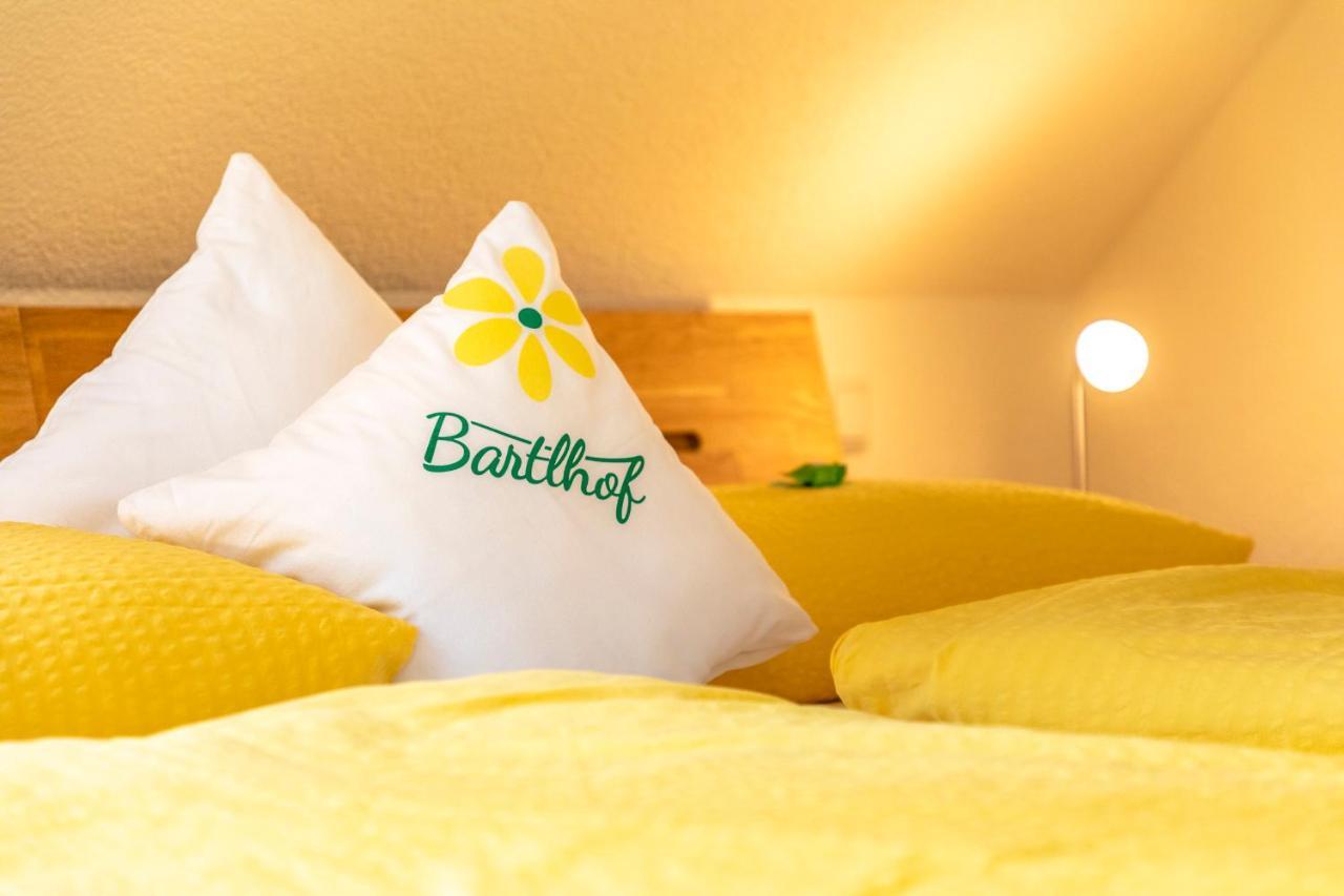 Bartlhof-Ferienwohnungen-Zimmer Бургленгенфелд Екстериор снимка