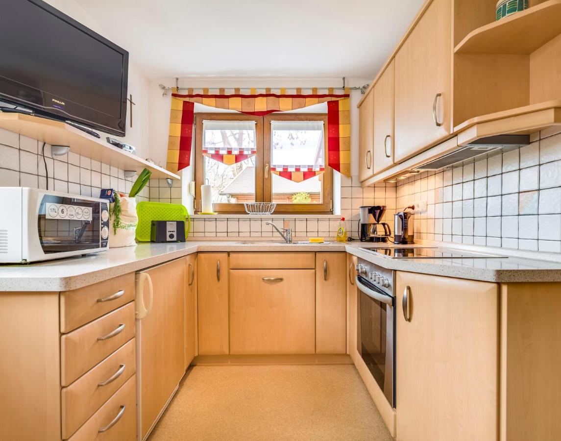 Bartlhof-Ferienwohnungen-Zimmer Бургленгенфелд Екстериор снимка